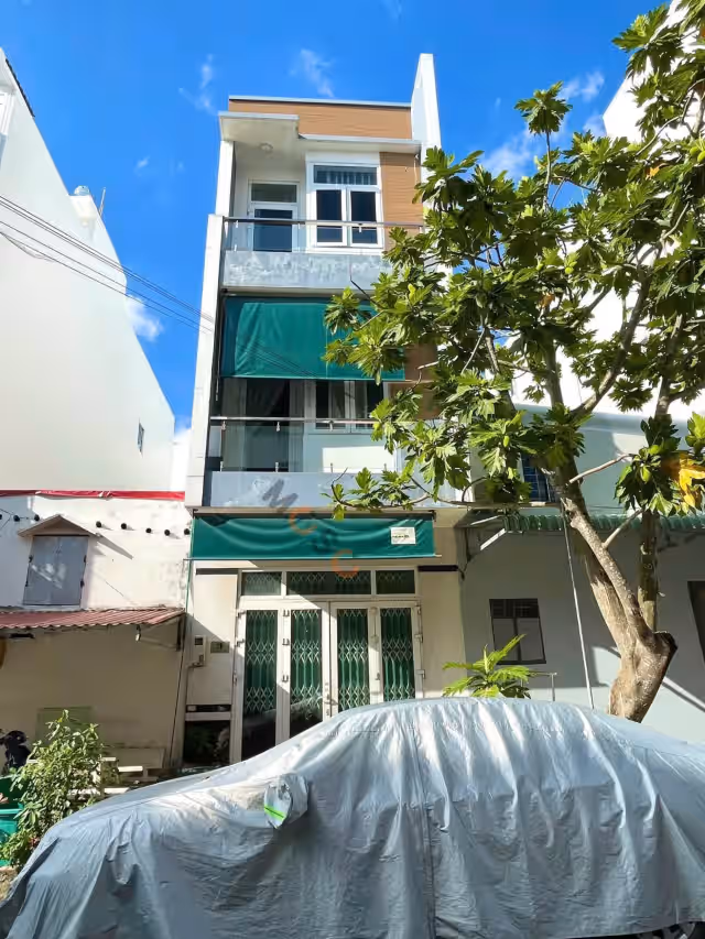 Bán nhà mặt tiền Khu TDDC Đại Học Y Dược Quận Ninh Kiều, TP. Cần Thơ – 4 phòng ngủ, giá 4.6 tỷ